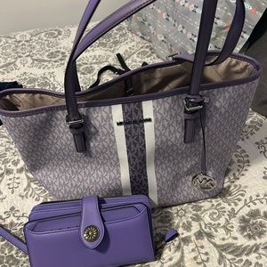 mk purse